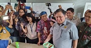 Makan Siang Gratis Menggunakan Dana BOS Tidak Tepat! Masih Banyak Kasus Kekerasan di Pendidikan Yayasan Cahaya Guru menilai makan siang gratis menggunakan dana BOS tidak tepat