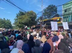 LBH GP Ansor Tangerang Selatan Desak BRIN Tidak Tutup Akses Jalan Masyarakat Aksi Damai Protes Penutupan Jalan sepihak oleh BRIN yang didampingi LBH GP Ansor Tangerang Selatan (Foto: Arfan)