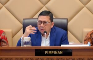 KPU dan DPR Berdebat Soal Penggunaan Sirekap di Pilkada 2024