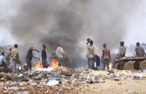 Pembuangan Limbah Elektronik Global dan Konsekuensinya di Ghana