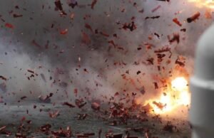 Ledakan di Bogor, Korban Alami Amputasi Tangan dan Kaki Ilustrasi ledakan di Bogor. Polisi menyebut korban ledakan yang terjadi di Desa Ligarmukti, Kecamatan Klapanunggal, Kabupaten Bogor, Jawa Barat harus menjalani tindakan amputasi pada kaki dan tangan. (Istockphoto/ RamonCast)