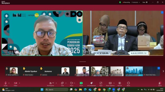 Muhammad Mukhlisin, Direktur Eksekutif Yayasan Cahaya Guru menyampaikan pandangan pada RDPU Perda Penyelenggaraan Pendidikan DKI Jakarta, Selasa, 10 Juni 2025. Sumber: Dok. Yayasan Cahaya Guru Muhammad Mukhlisin, Direktur Eksekutif Yayasan Cahaya Guru menyampaikan pandangan pada RDPU Perda Penyelenggaraan Pendidikan DKI Jakarta, Selasa, 10 Juni 2025. Sumber: Dok. Yayasan Cahaya Guru