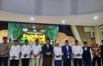 KH Abdul Mu’thi Terima Penghargaan Tokoh dari MUI Kota Tangerang