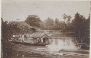 Sepenggal Riwayat Masjid Kali Pasir Veerpont over de Kali Pasir te Batavia in 1910s (KITLV)