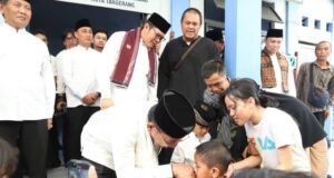 Sunat Massal Warnai Peringatan Maulid di Masjid Kali Pasir