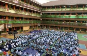 Sekolah di Jakarta Beralih ke Pembelajaran Jarak Jauh Akibat Aksi Demonstrasi Imbas demonstrasi, sekolah-sekolah di Jakarta dialihkan menjadi pembelajaran jarak jauh (PJJ). Sumber: koran-jakarta.com