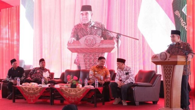 OK-9-Ketua-MPR-RI-Ahmad-Muzani-Sosialisasikan-Empat-Pilar-Kebangsaan-di-IBN-Slawi-Kabupaten-Tegal