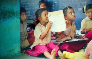 3 Serial Netflix Tentang Inovasi Pendidikan di Masa Depan Gambar film yang bertema inovasi pendidikan. Daughters and Destiny. Sumber: Netflix