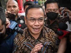 Bupati Pati Sudewo Tak Jadi Dimakzulkan, DPRD Hanya Minta Perbaikan Kinerja Wacana pemakzulan Bupati Pati Sudewo kandas dalam rapat paripurna DPRD Kabupaten Pati, Jumat (31/10). (ANTARA FOTO/FAUZAN).