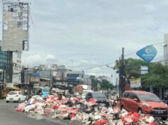 Bau Busuk Mengepung Tangsel