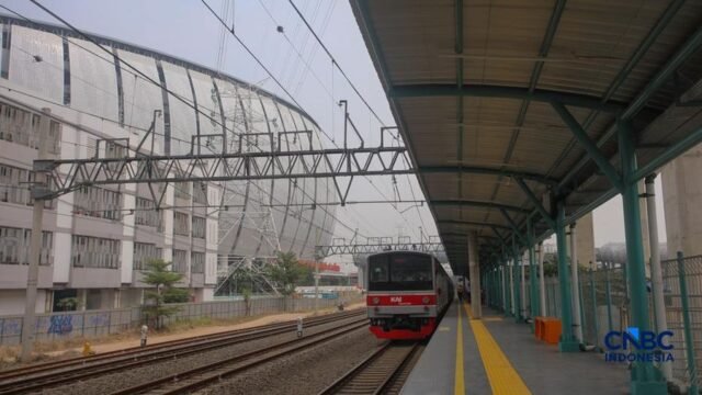 Gambar KRL di Stasiun JIS Jakarta. Sumber: CNBC Indonesia